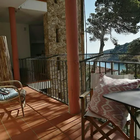 T4 - Beachside Escape With Unbeatable Views Apartment *